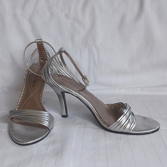 Vianni Collection Silver Leather Strappy Heels- Sz. 7 - Picture 2 of 14